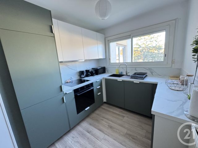 Appartement T5 à louer - 5 pièces - 90.02 m2 - TOULOUSE - 31 - MIDI-PYRENEES - Century 21 Onys Immobilier