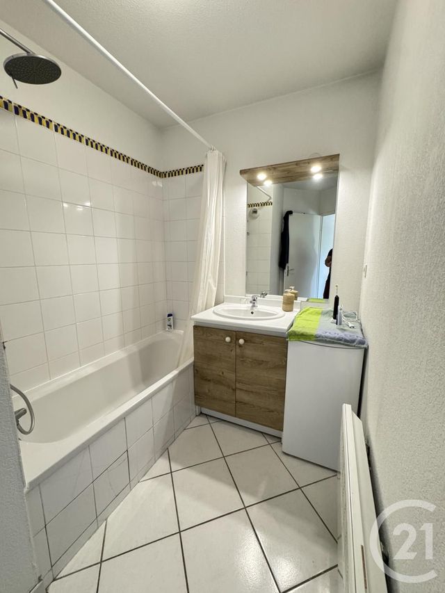 Appartement T3 à louer - 3 pièces - 72.89 m2 - TOULOUSE - 31 - MIDI-PYRENEES - Century 21 Onys Immobilier
