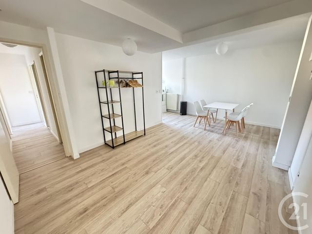 Appartement T5 à louer - 5 pièces - 90.02 m2 - TOULOUSE - 31 - MIDI-PYRENEES - Century 21 Onys Immobilier