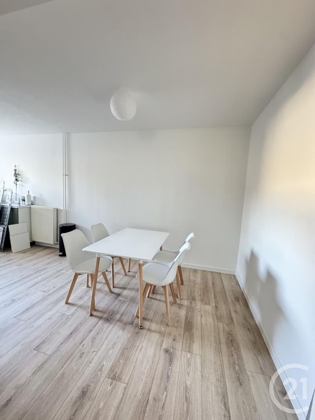 Appartement T5 à louer - 5 pièces - 90.02 m2 - TOULOUSE - 31 - MIDI-PYRENEES - Century 21 Onys Immobilier
